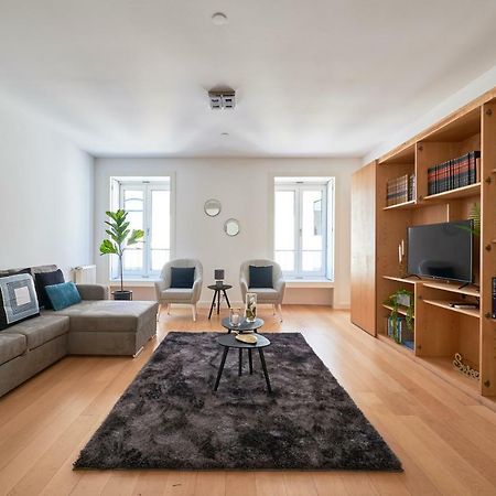 דירות ליסבון Casa Portuguesa Carmo מראה חיצוני תמונה
