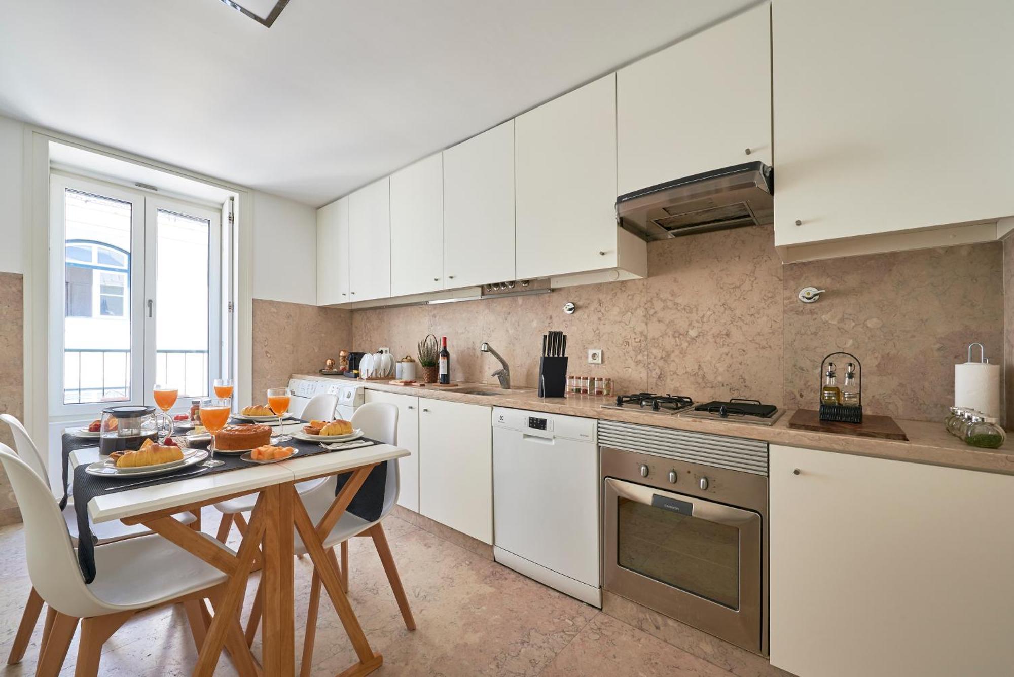 דירות ליסבון Casa Portuguesa Carmo מראה חיצוני תמונה
